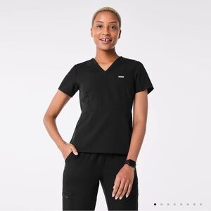 Figs Black Short Sleeve Women's Top